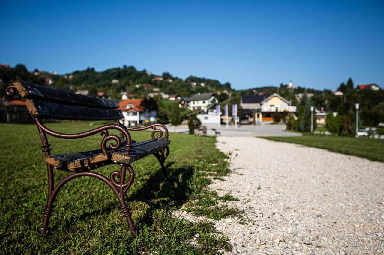 Hotel Gostilna Pugelj Novo Mesto Esterno foto